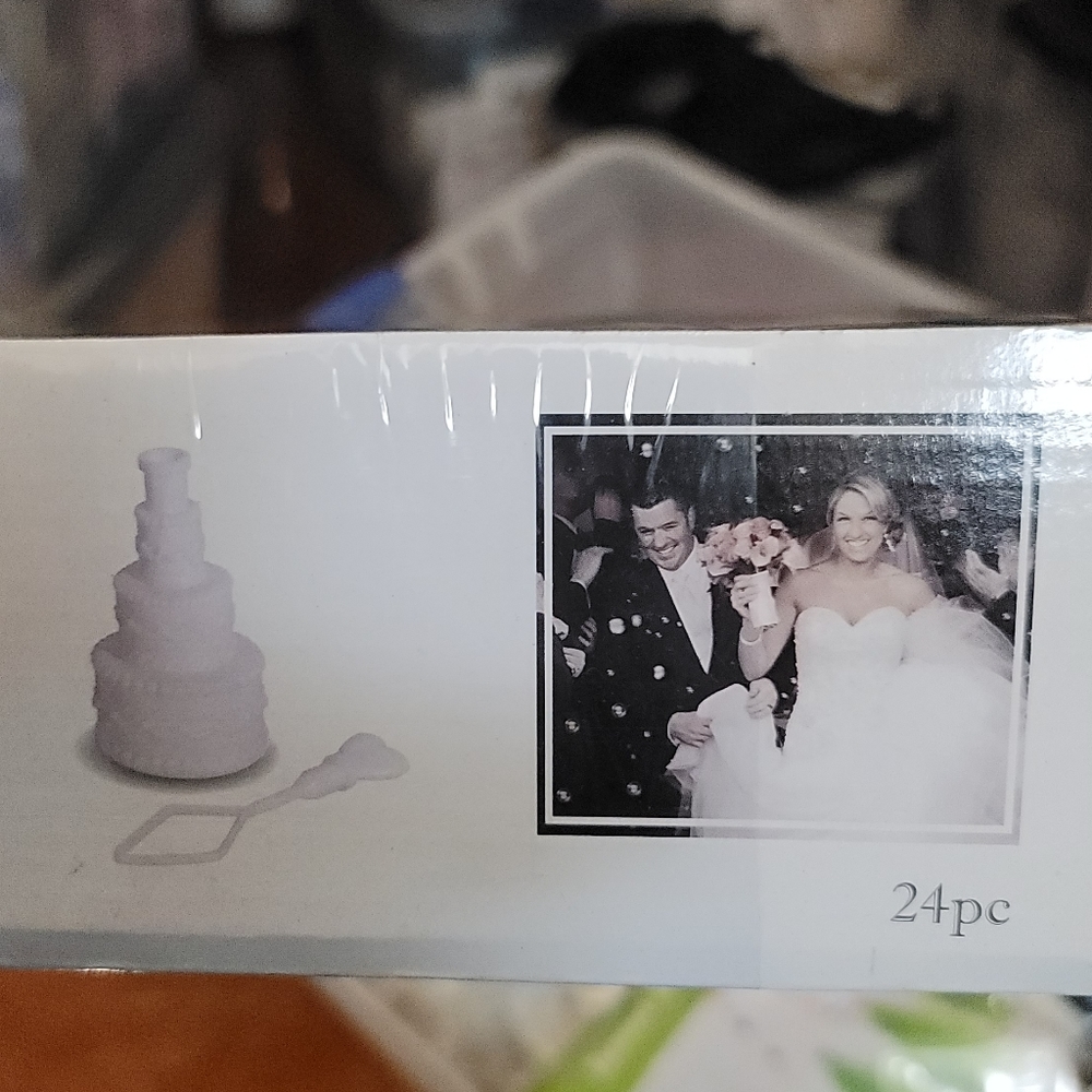 Wedding Cake Bubble Bottles (2dz) for WEDDING Bubbles - Bubble Bottles PT2 - Picture 4 of 5